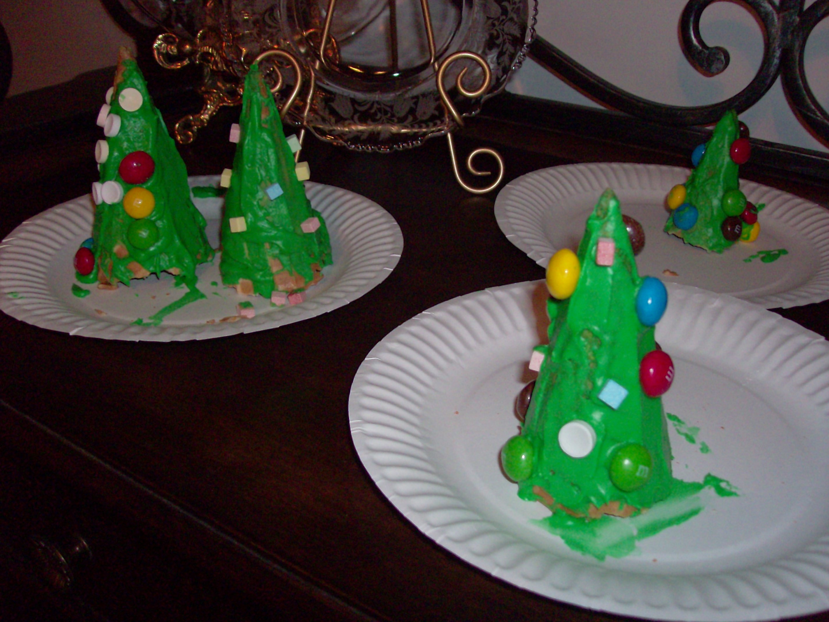 Edible Christmas Tree Cones