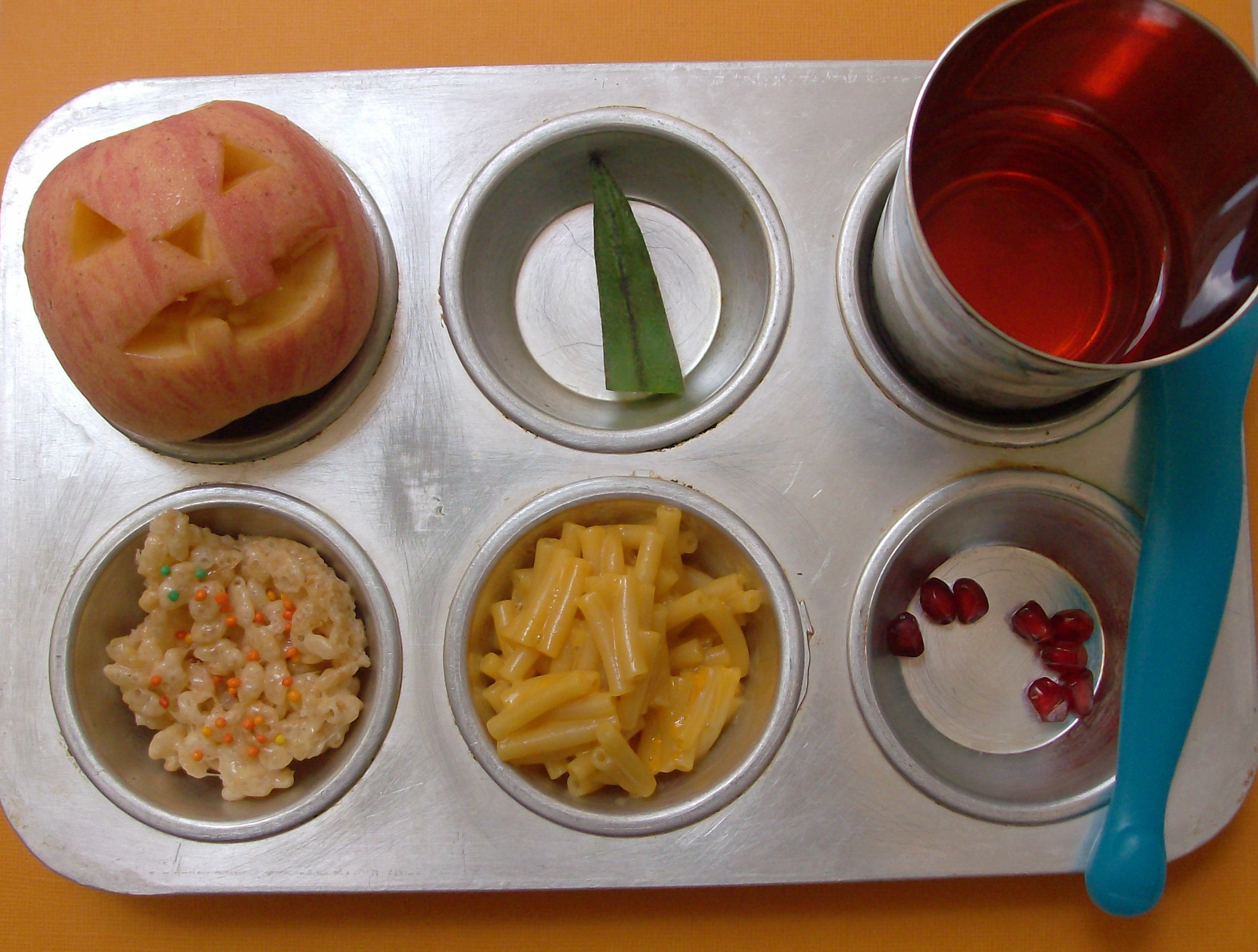 Halloween Muffin Tin Meal: Jack-O-Lantern