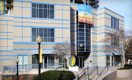 The-Mary-Brogan-Museum-of-Art-and-Science-3_grid_6