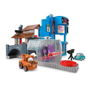 CARS 2 Movie Imaginext Exclusive Race Around The World Tokyo Villain Playset - Amazon