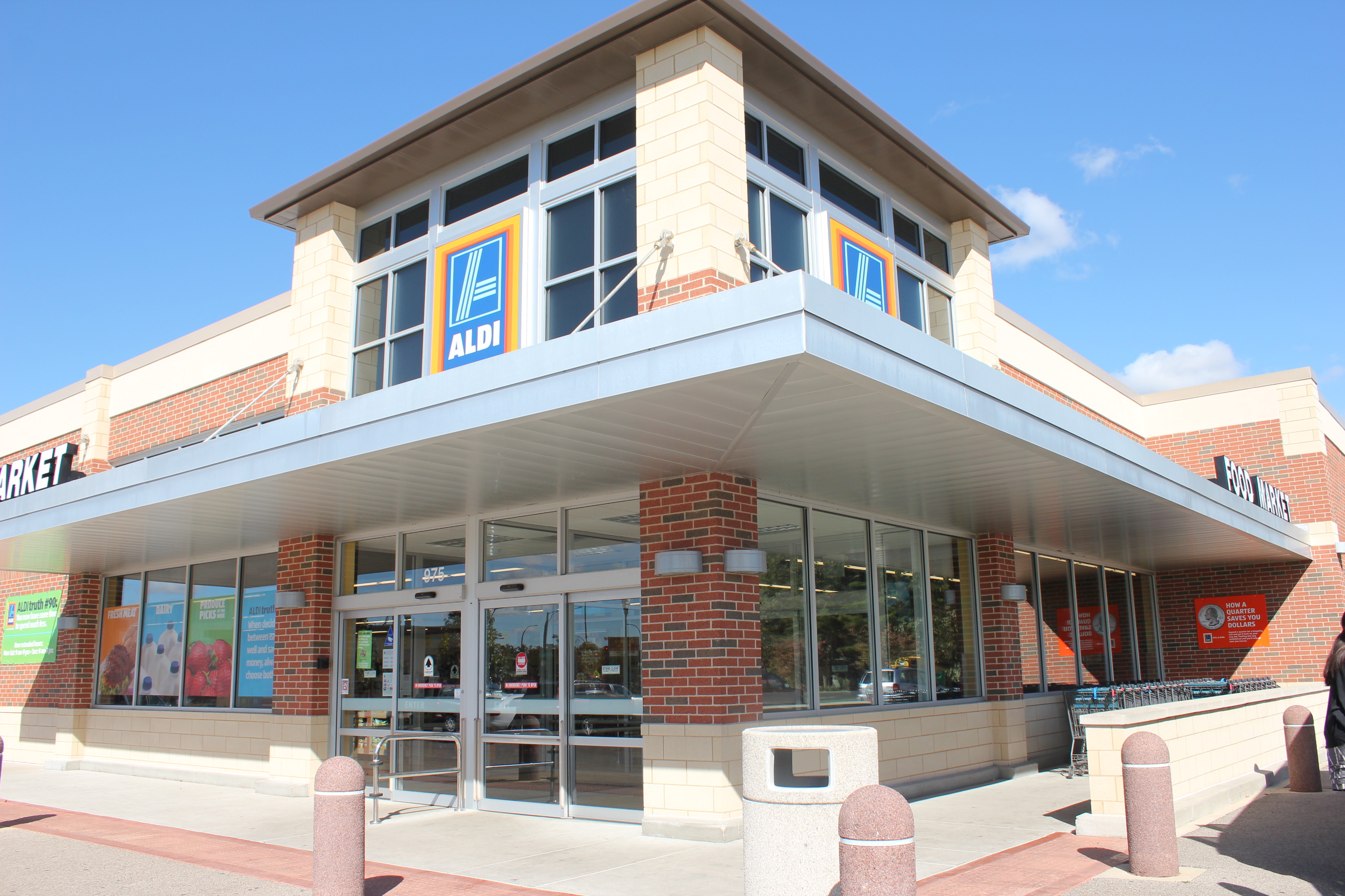 aldi storefront