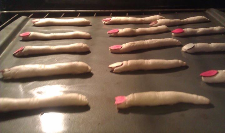 halloween food witch fingers