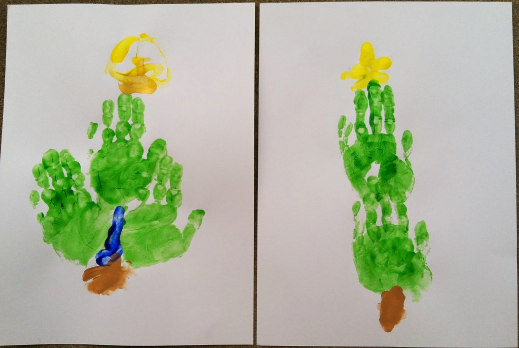 Fun Activities for Kids: Handprint Christmas Tree