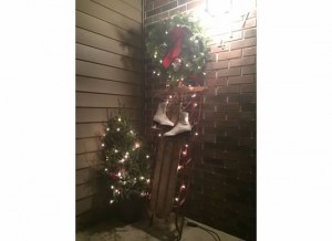 frugal holiday decorations